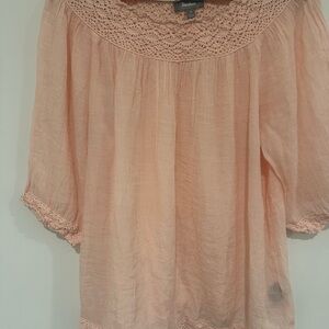Elegant Lace Trim Pink Blouse: Norman Marcus‎ size M